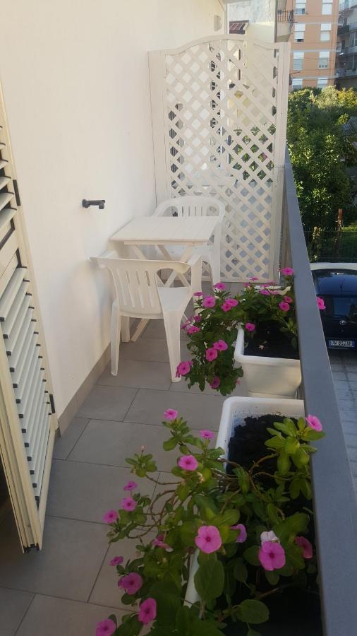 Lamezia Park Apartments Lamezia Terme Bagian luar foto